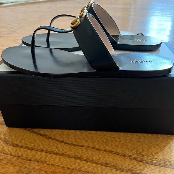 Gucci Leather thong sandal with Double G in size 41 - Picture 3 of 13